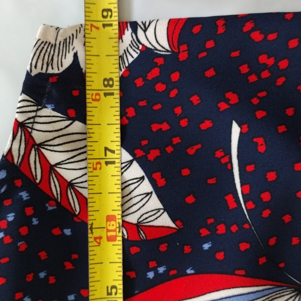 Roz Ali Floral Tank Top Zip V Neck Sleeveless Blouse Red White Blue Medium - Picture 4 of 9